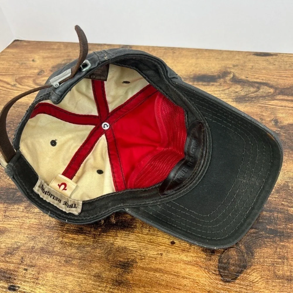 True Religion Waxed Cotton Spellout Logo Baseball Hat‎ Leather Strapback